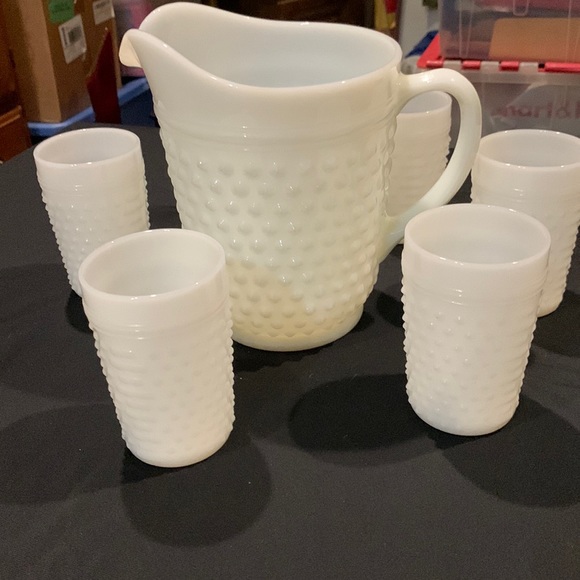 Hobnail Kitchen Vintage Hobnail Glass Pitcher Wsix Cups Poshmark